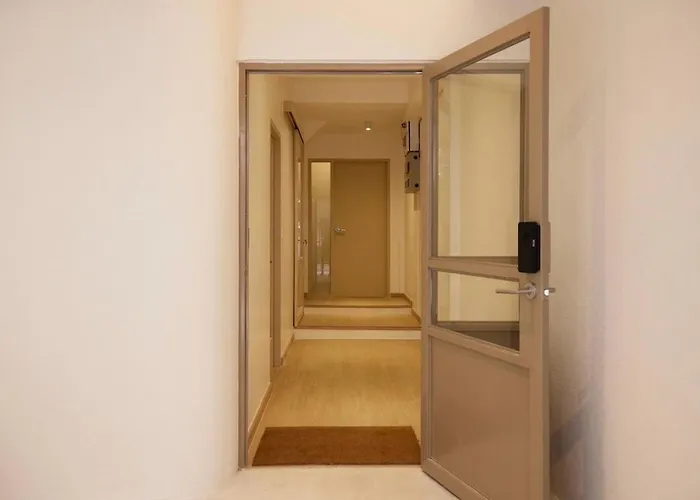Slaap36 5br With Parking, Walk To Bts Ari *