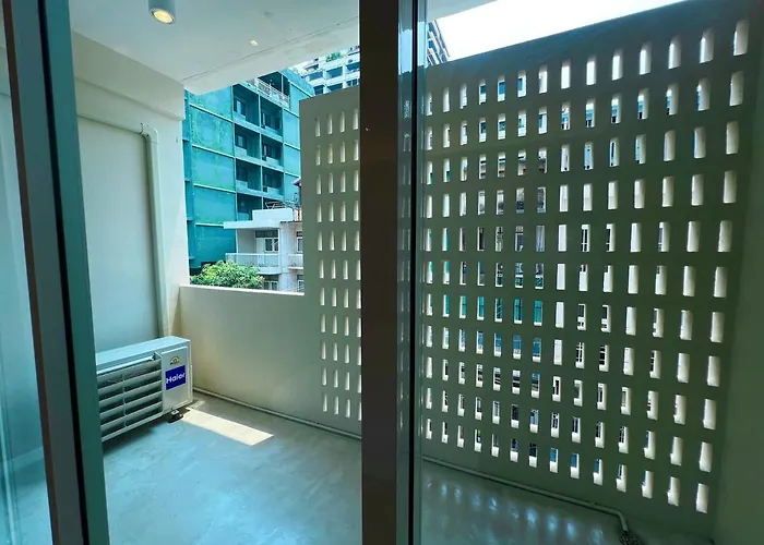 Apartment Slaap36 5br With Parking, Walk To Bts Ari Bangkok
