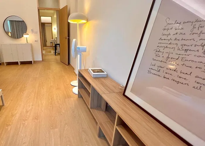 Slaap36 5br With Parking, Walk To Bts Ari *