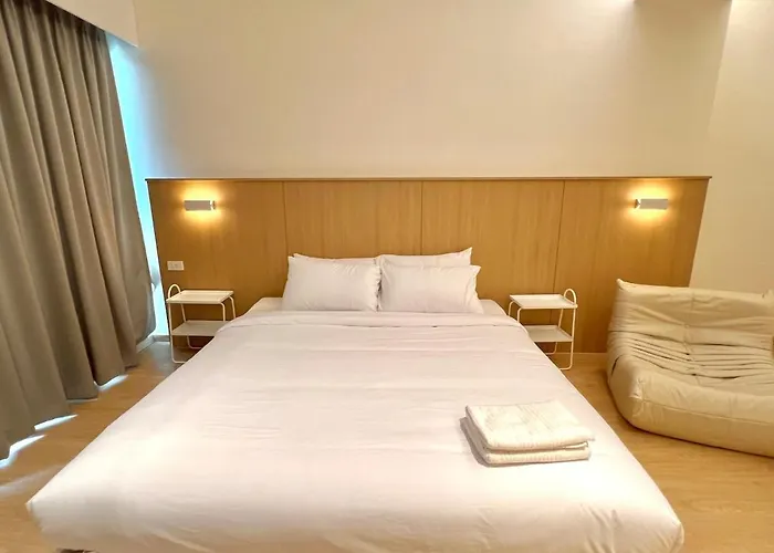 Apartment Slaap36 5br With Parking, Walk To Bts Ari Bangkok