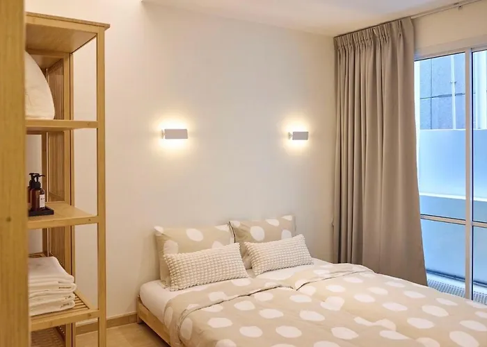 Slaap36 5br With Parking, Walk To Bts Ari *