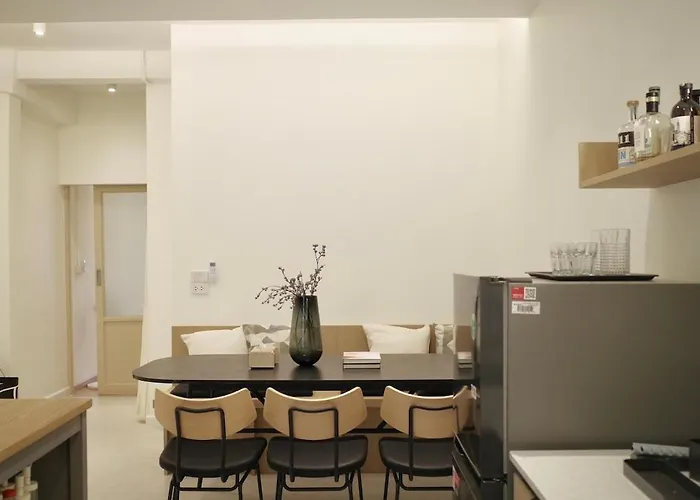 Slaap36 5br With Parking, Walk To Bts Ari
