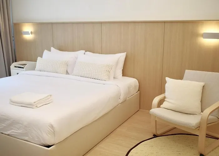 Slaap36 5br With Parking, Walk To Bts Ari Apartment *