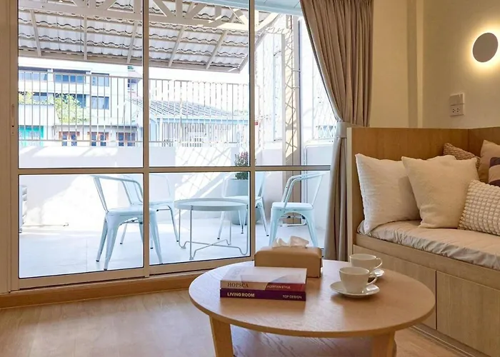 Apartment Slaap36 5br With Parking, Walk To Bts Ari