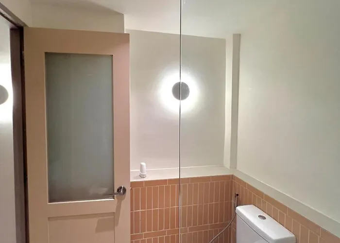 Apartment Slaap36 5br With Parking, Walk To Bts Ari *